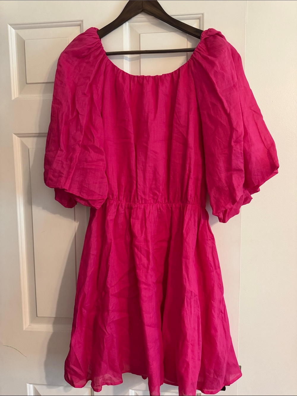 Women’s Pink Midi Dress with Puff Sleeves